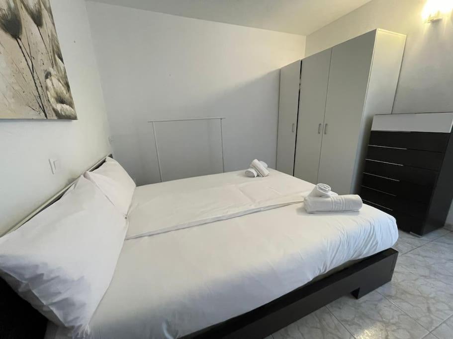 Pool View Apartment Primavera Arona  Exterior foto