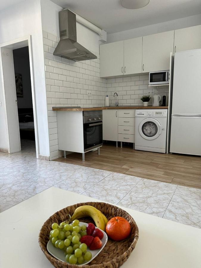 Pool View Apartment Primavera Arona  Exterior foto